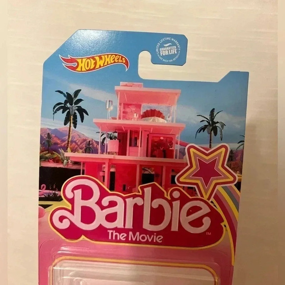 Hot Wheels 2023 Barbie 1956 Corvette Barbie The Movie - Picture 3 of 9